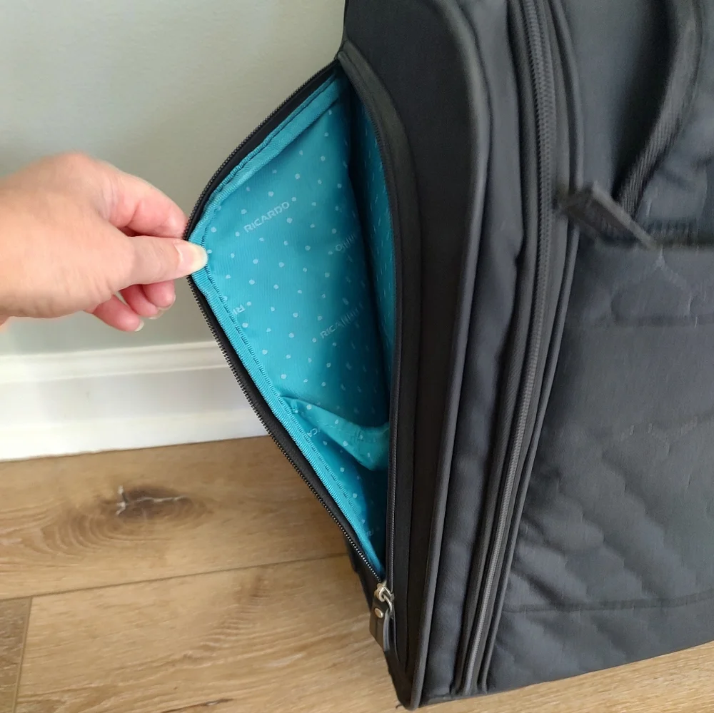 Ricardo Beverly Hills Black Carry-on Under Seat Roller Bag Black